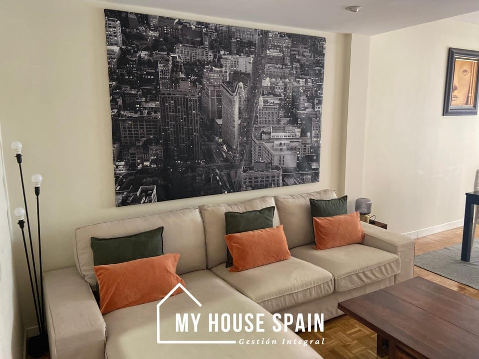 MyHouseSpain-Tranquilo apartamento con balcón Apartment in Madrid