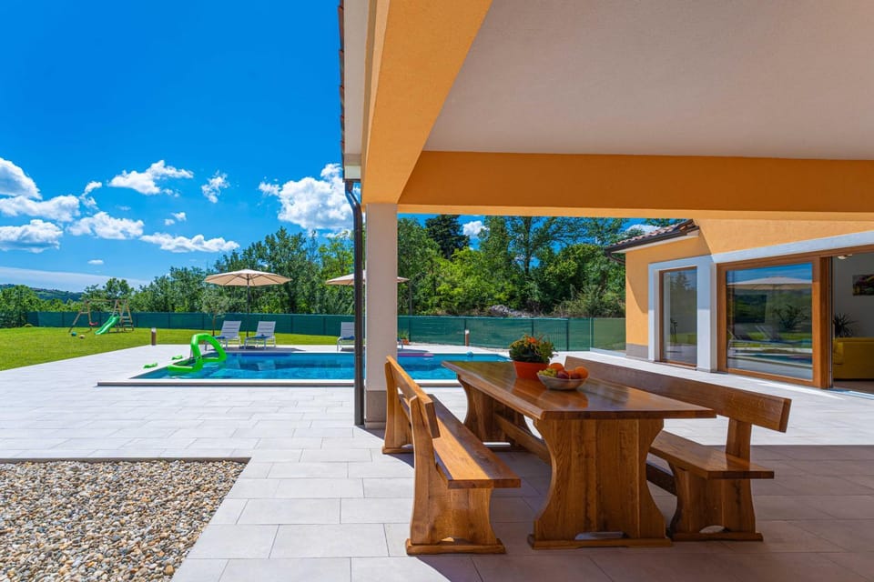 Villa Ana Lucija Villa in Istria County