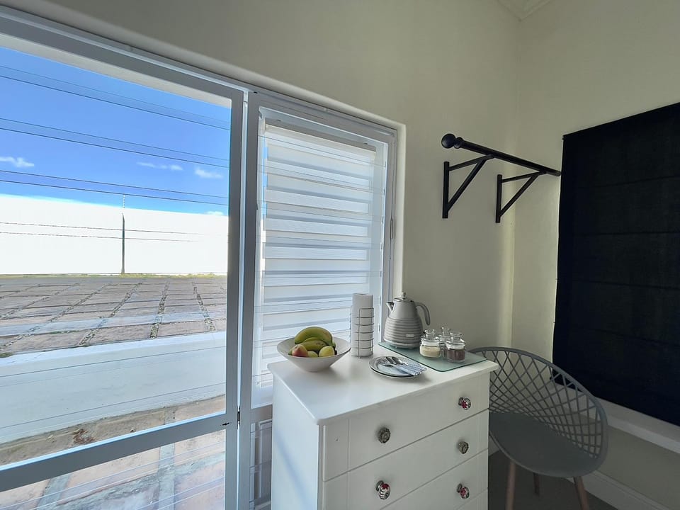 83 Eastlake drive Apartment in Cape Town