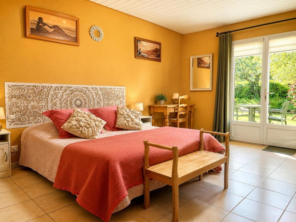 Seating area, Bedroom