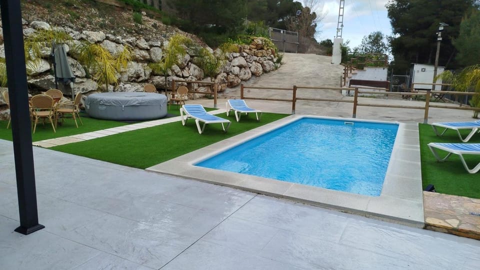 La Casona del Pinar Swiming Pool Chalet in Valle del Guadalhorce
