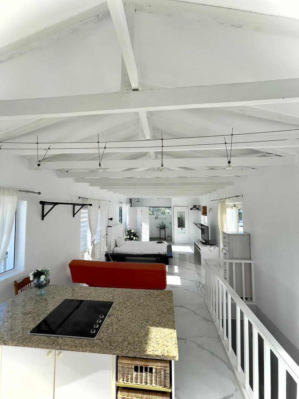 Spacious Park Island Studio at the Lake Apartment in Cape Town
