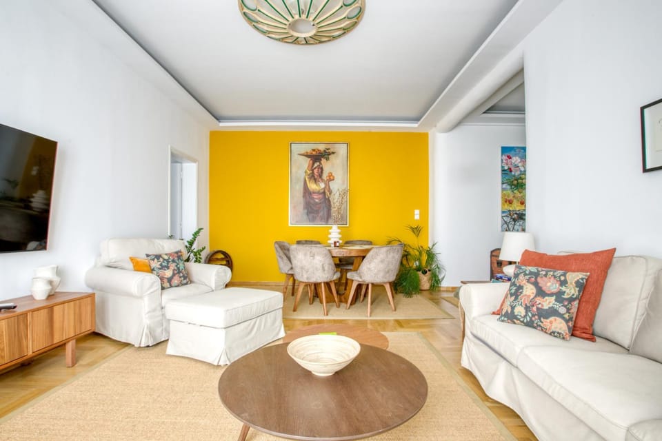 TV and multimedia, Living room, Dining area