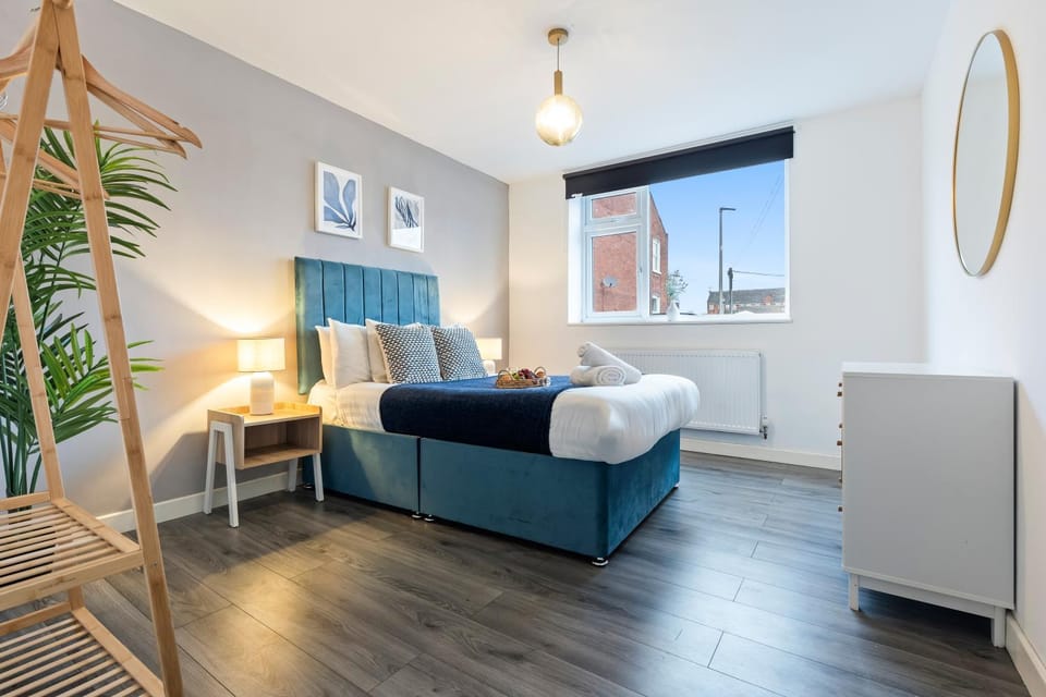 Bed, Bedroom