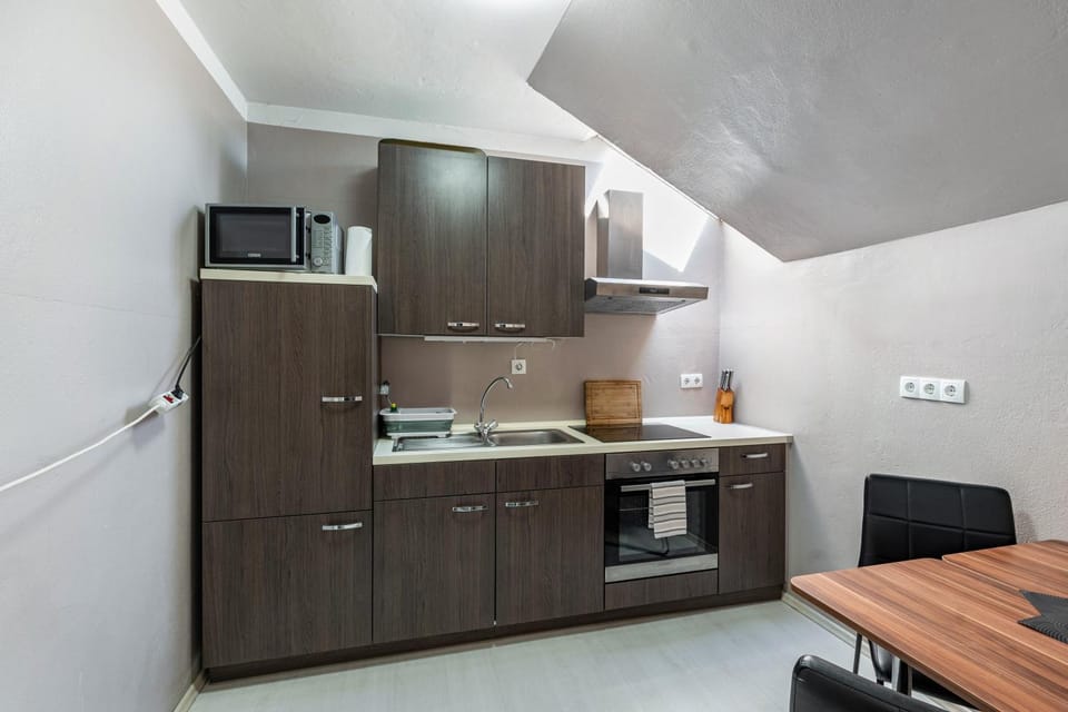 Property building, Kitchen or kitchenette, Living room