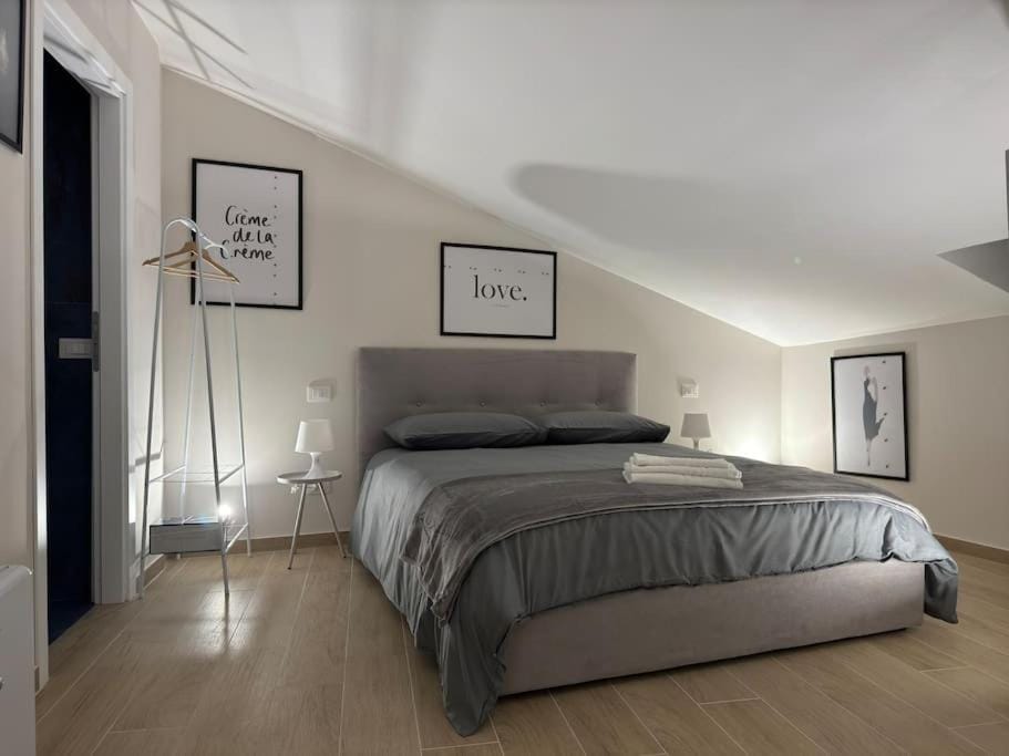 Fronte lago , mansarda da favola Apartment in Trevignano Romano