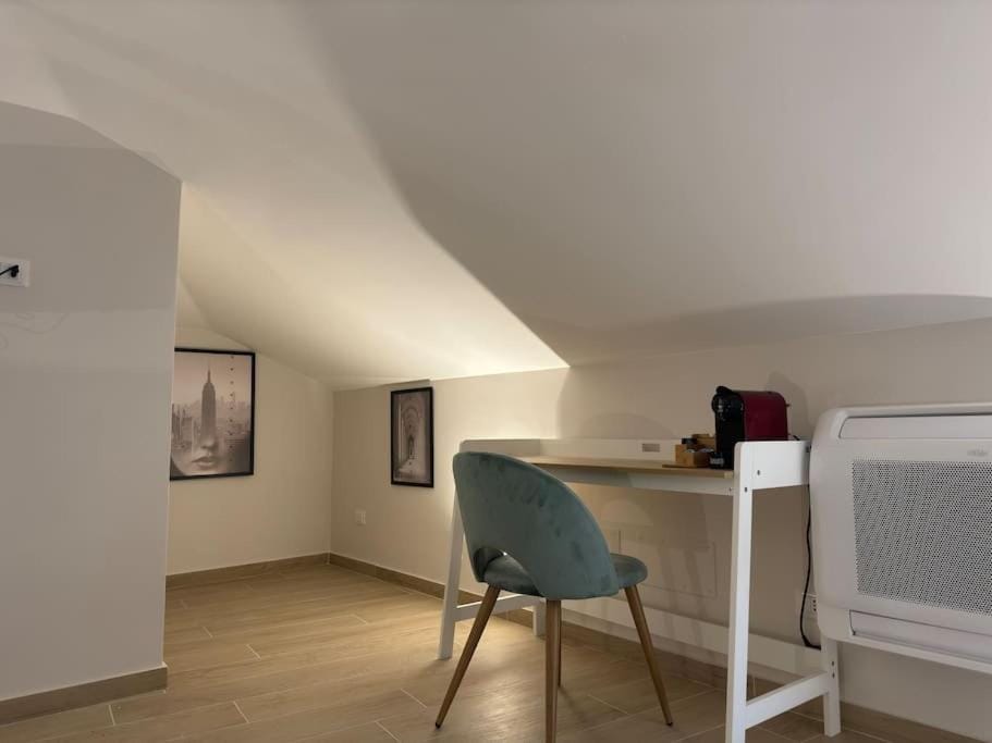 Fronte lago , mansarda da favola Apartment in Trevignano Romano