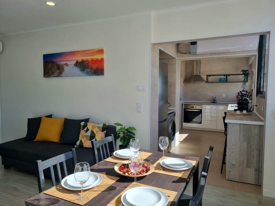 Living room, Seating area, Dining area