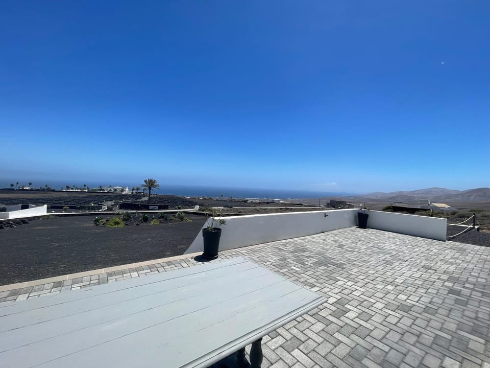 BBQ facilities, Solarium, Balcony/Terrace