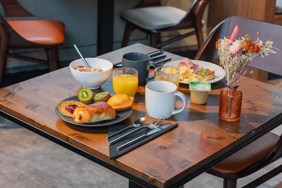 Breakfast, Continental breakfast, Buffet breakfast