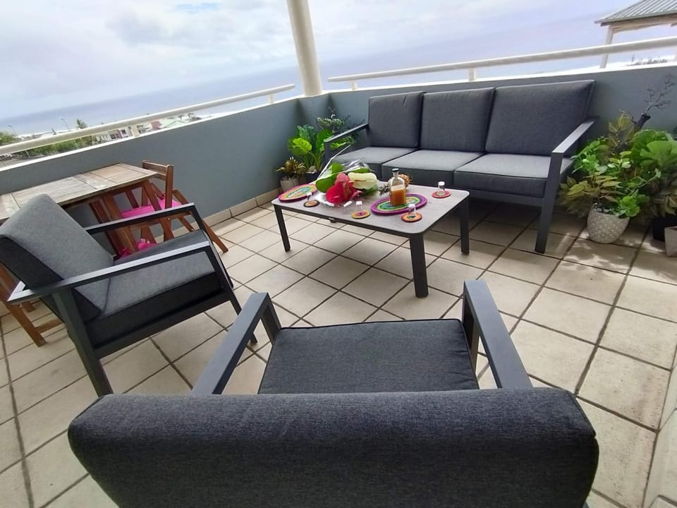 Patio, View (from property/room), Balcony/Terrace