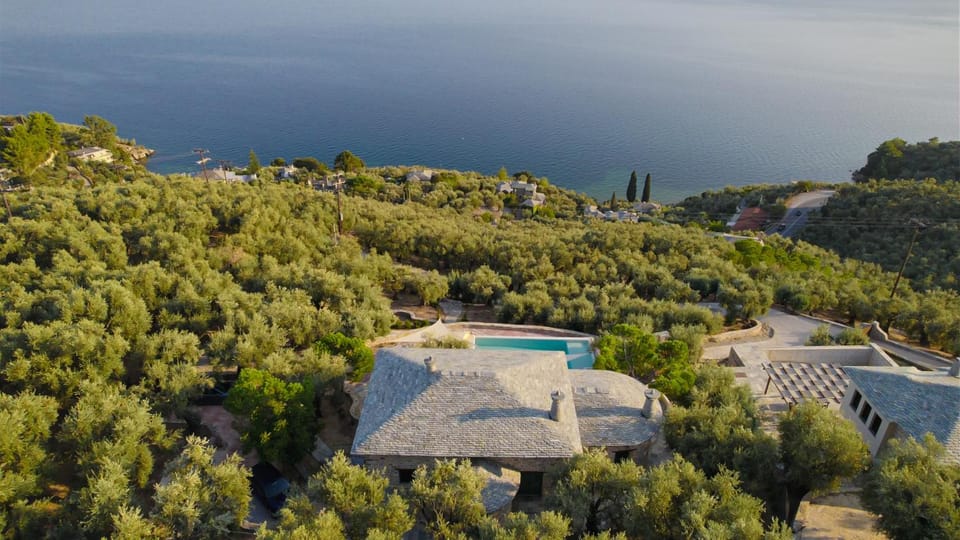 Day, Natural landscape, Bird's eye view, Sea view, Swimming pool
