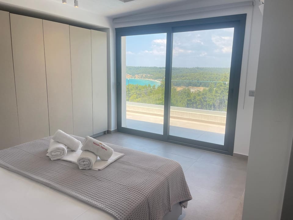 Elani New Luxury Villa House in Halkidiki