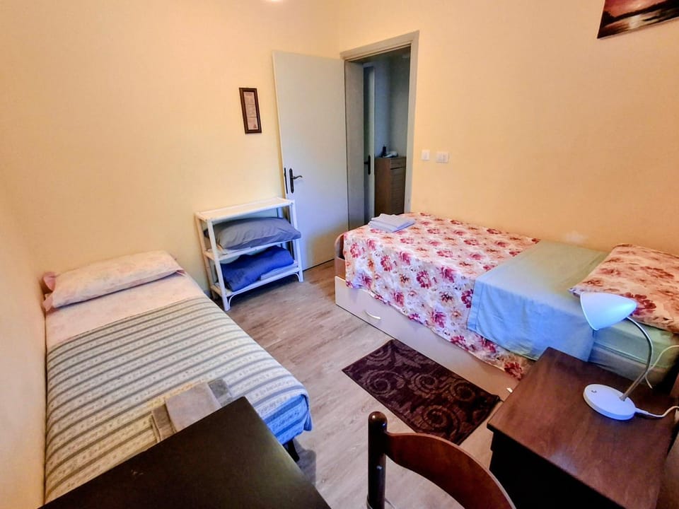 Casa Vitiolo - parte sinistra Apartment in Marche