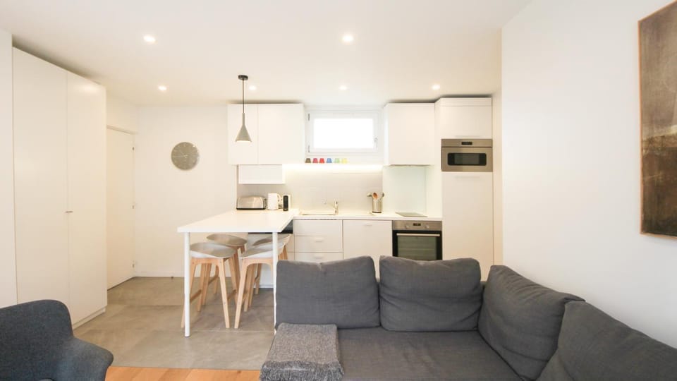 Centre Malakoff, Bel Appartement meublé à 500 mètres du Métro Ligne 13 Apartment in Montrouge