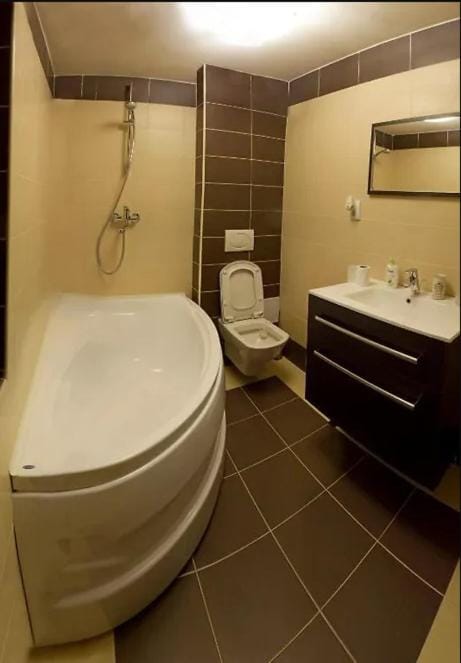 Toilet, Bathroom, Bath, towels
