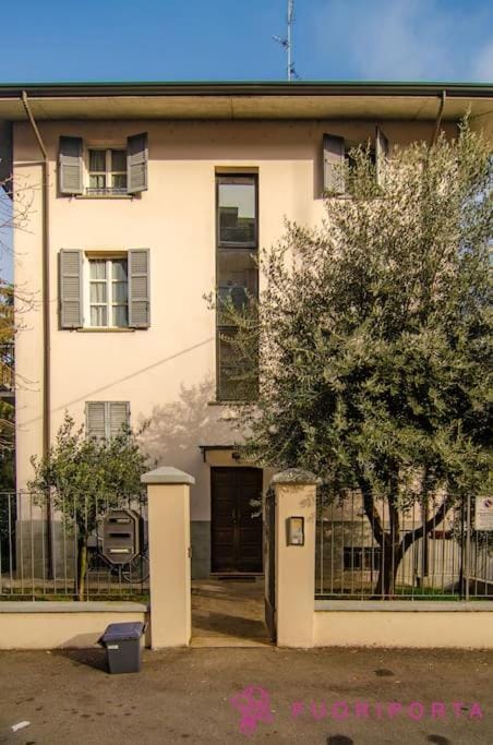 FuoriPorta Affitti Brevi - La Rive Gauche Apartment in Parma