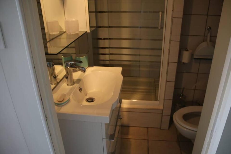 Studio 17, Héliopolis L au village naturiste Apartment in Agde