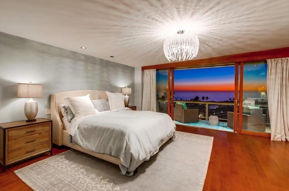 Seaside House in Cardiff