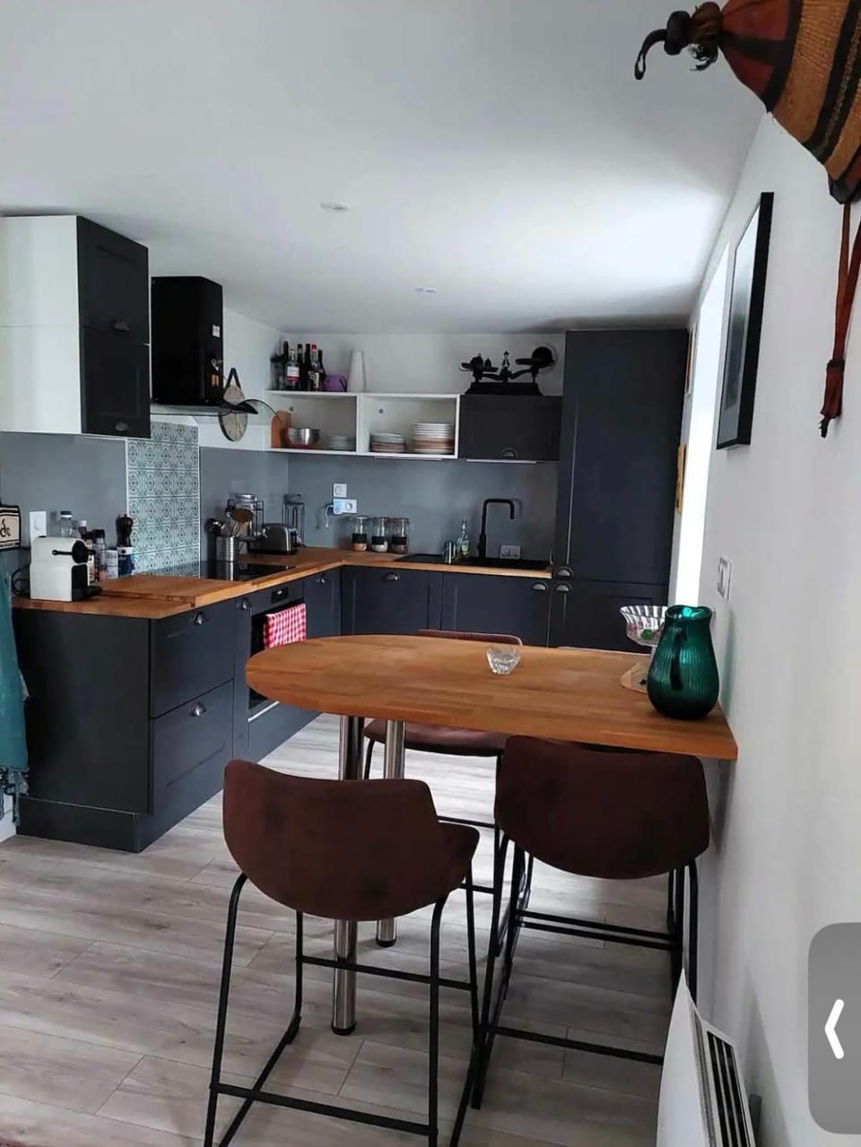Kitchen or kitchenette, Dining area, pet friendly, stove