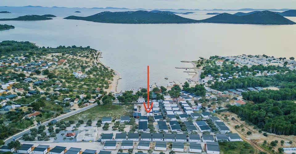 Property building, Natural landscape, Bird's eye view, Sea view