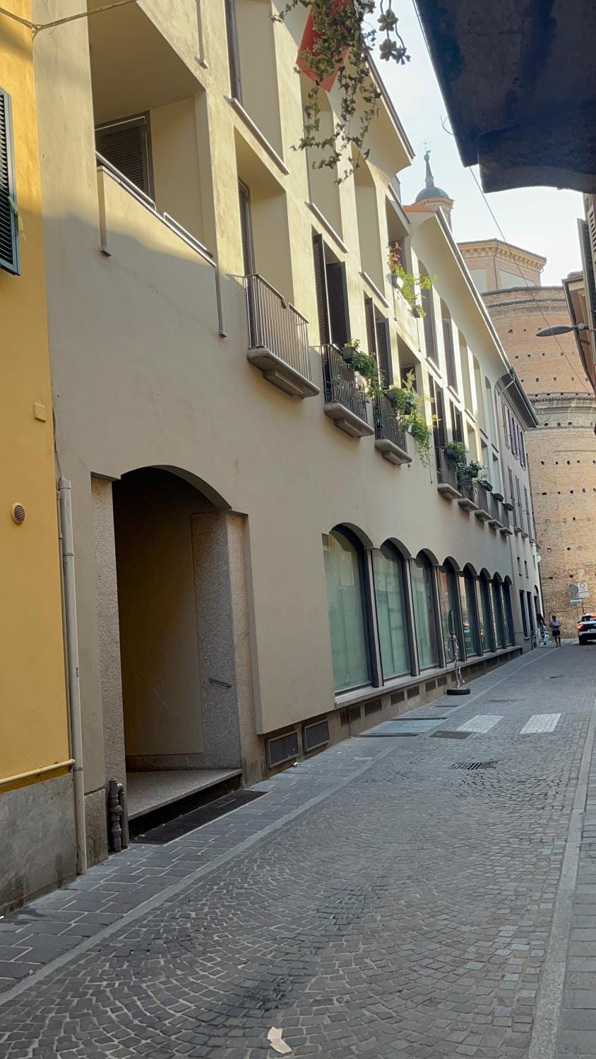 Property building, Street view
