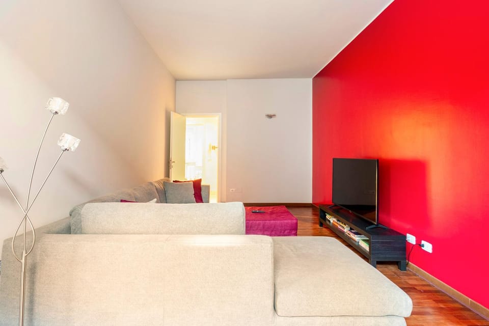 TV and multimedia, Living room, Lounge or bar