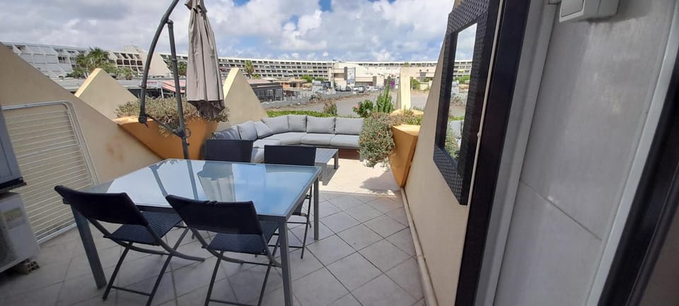 Studio 73, Héliopolis E au village naturiste Apartment in Agde