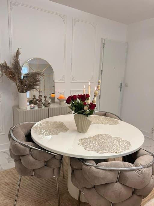 Luxueux Appartement Jacuzzi proche de Paris Apartment in Île-de-France