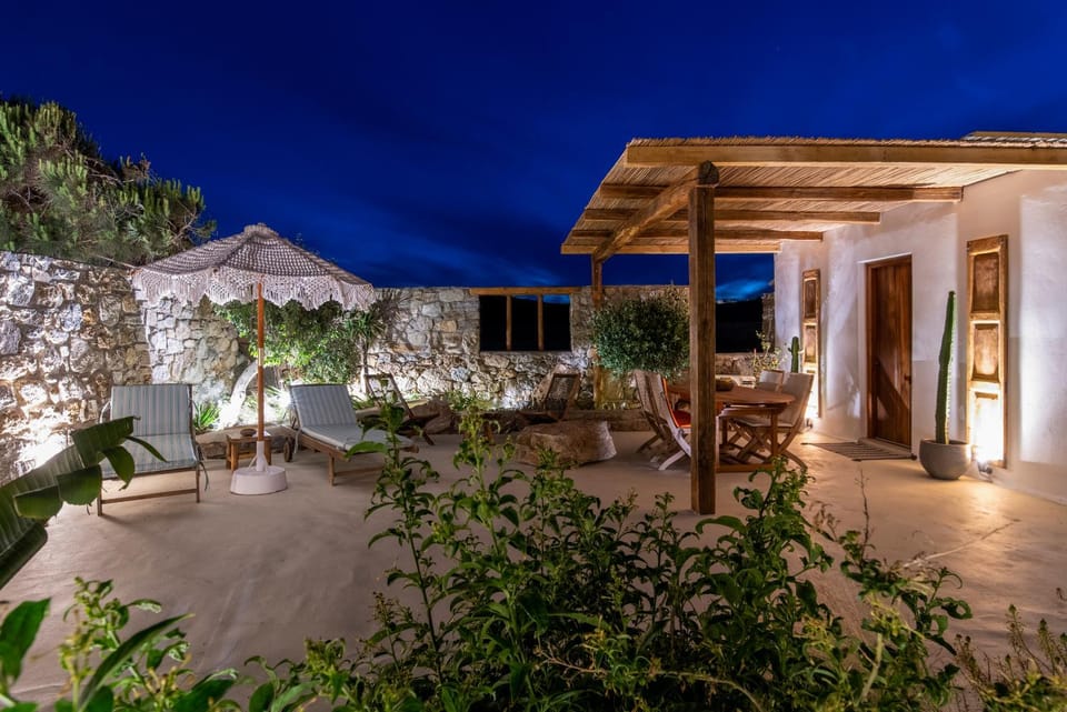 Villa Sea Walk Mykonos 200m to ftelia beach Villa in Mykonos, Mikonos 846 00, Greece