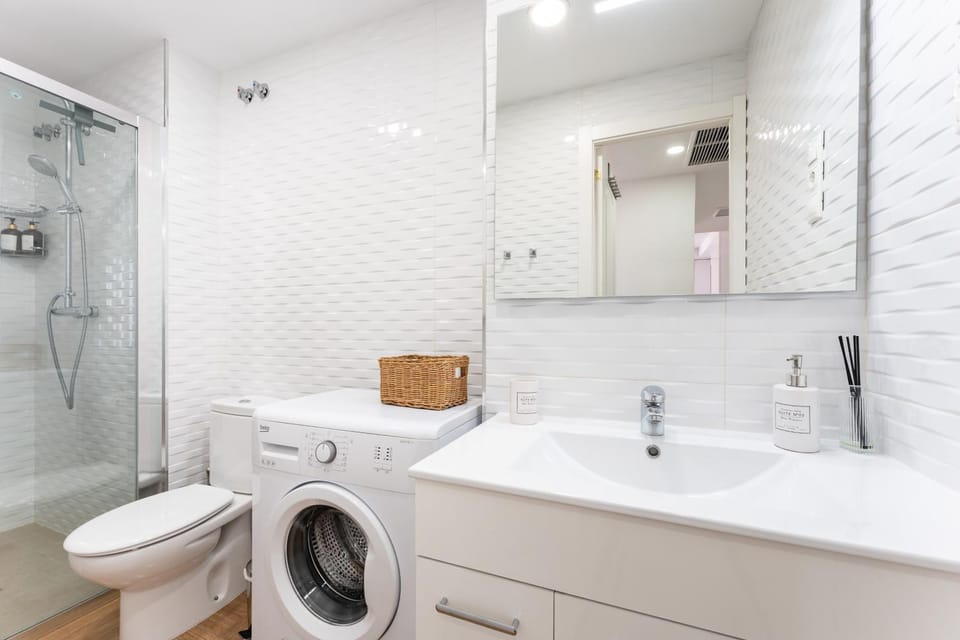 Bathroom, Living room