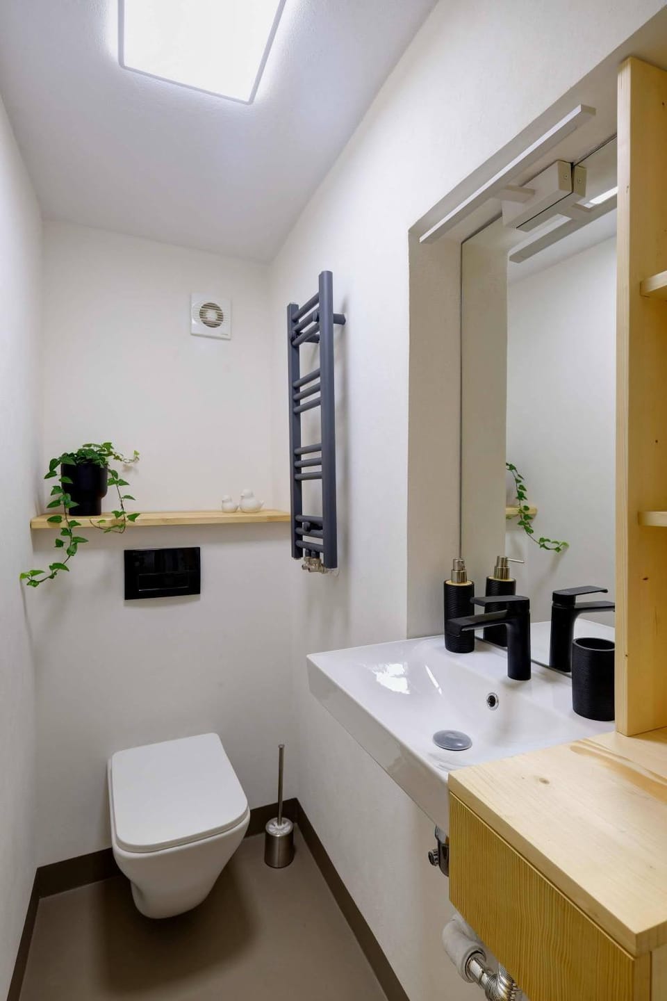 Toilet, Bathroom