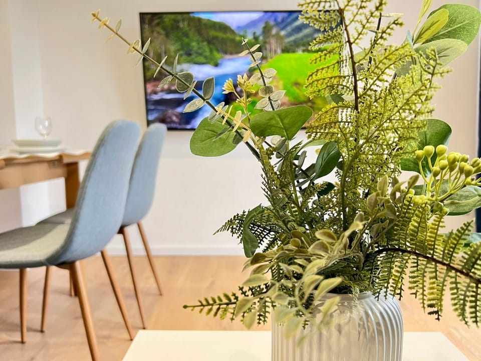 Decorative detail, Dining area