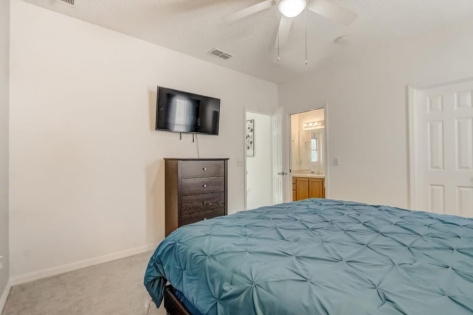 Relax with Nature/ Home Away from home House in Osceola County