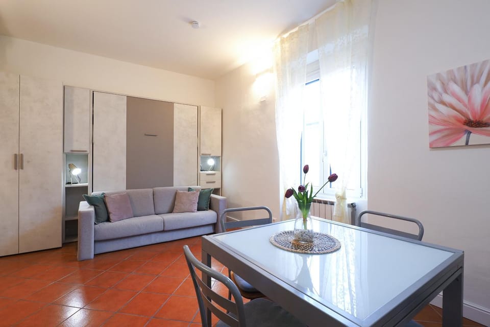 Living room, Seating area, Dining area, wardrobe
