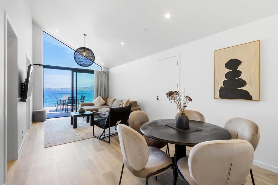 Lounge or bar
