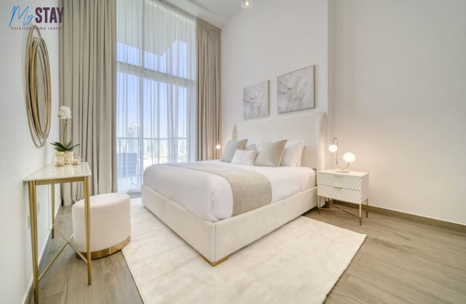 Bedroom, air conditioner