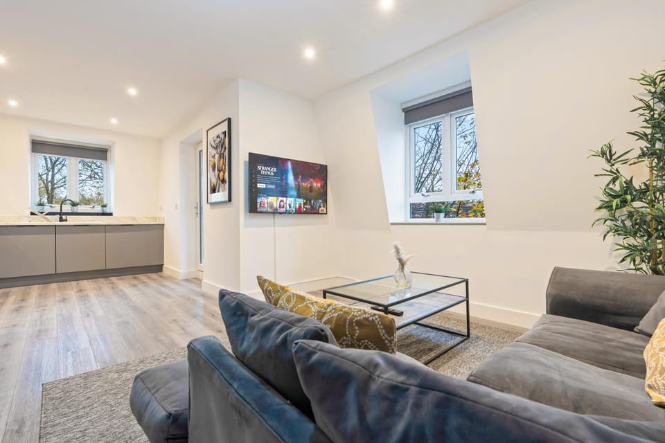 TV and multimedia, Living room, Seating area