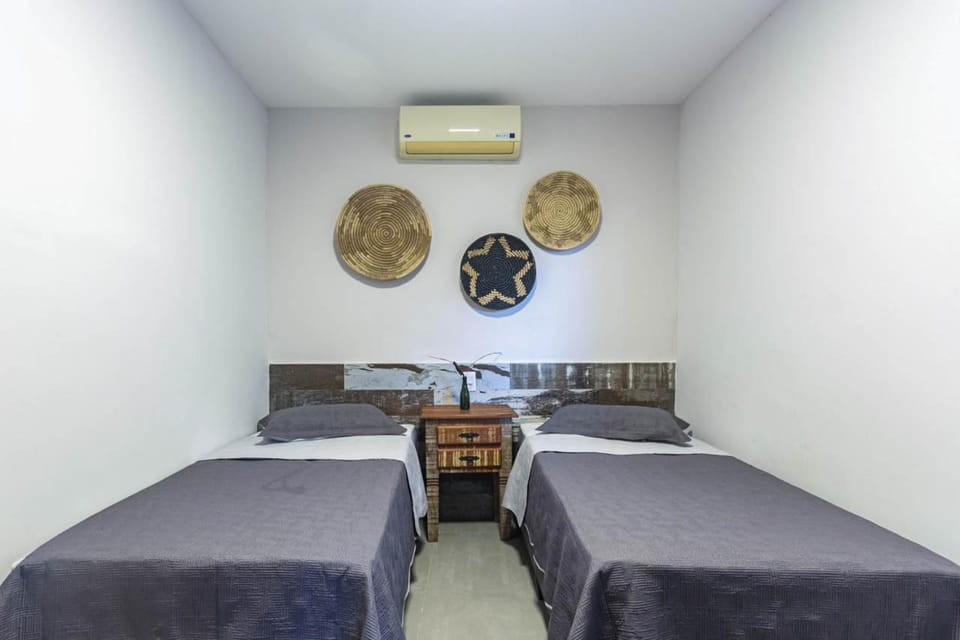 Bed, Photo of the whole room, Bedroom, air conditioner