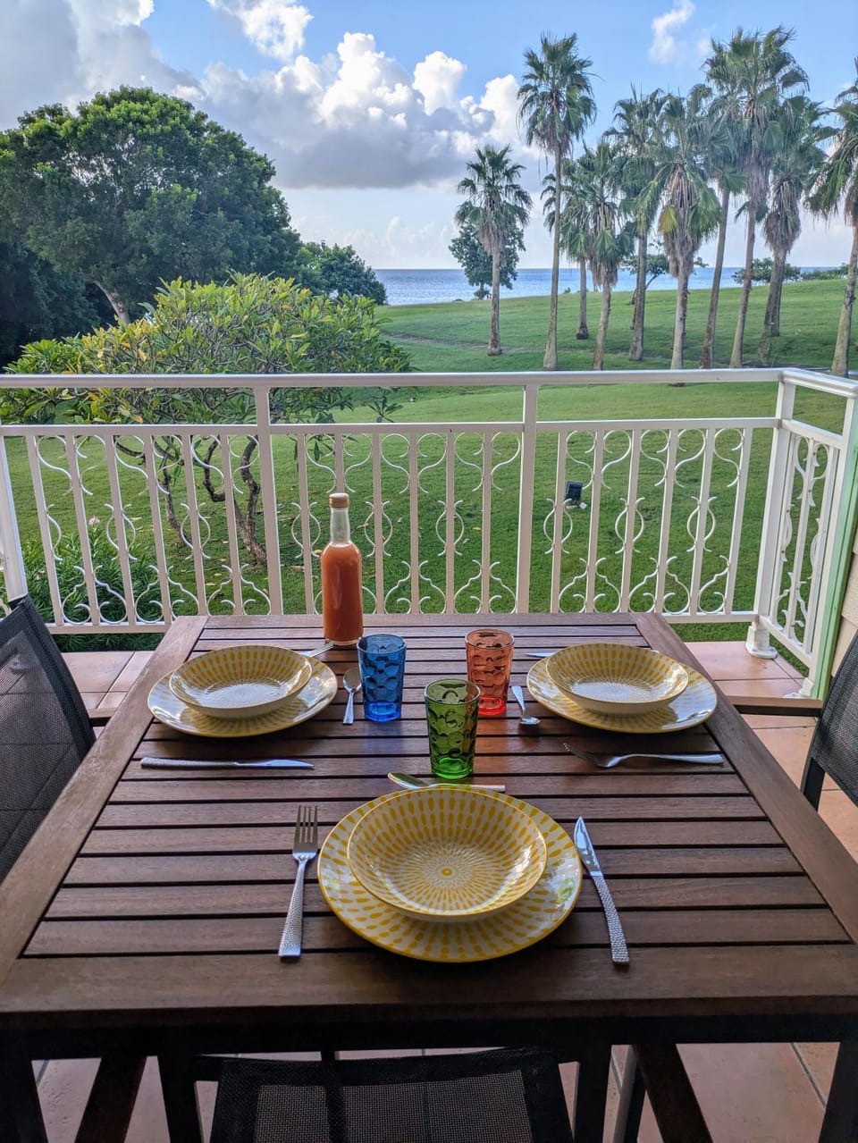 View (from property/room), Balcony/Terrace, Dining area, Garden view, Sea view