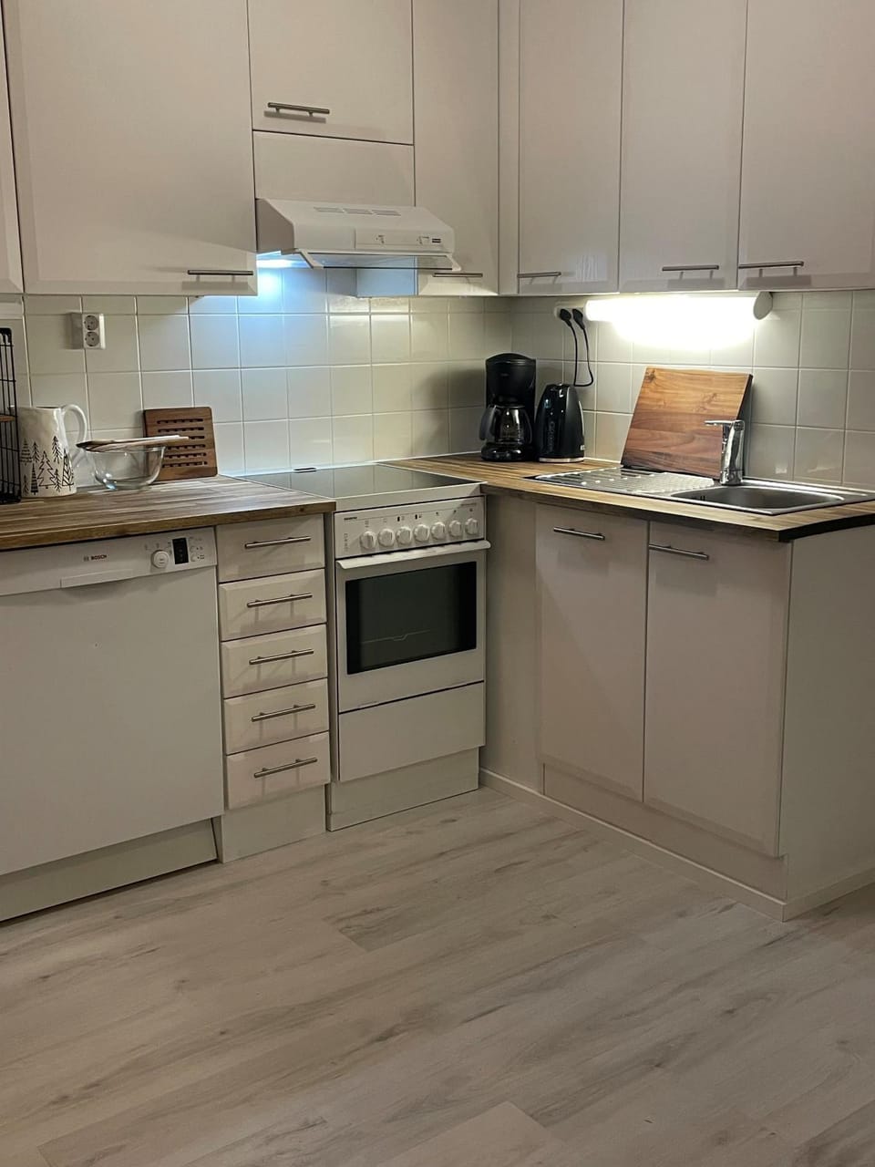 Kitchen or kitchenette, dishwasher, oven, stove, toaster, kitchen, kitchen