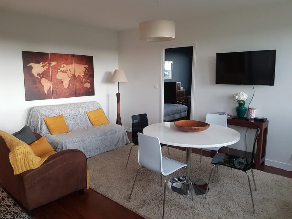 Cosy et lumineux 3 pièces 600m gare Apartment in Nogent-le-Rotrou