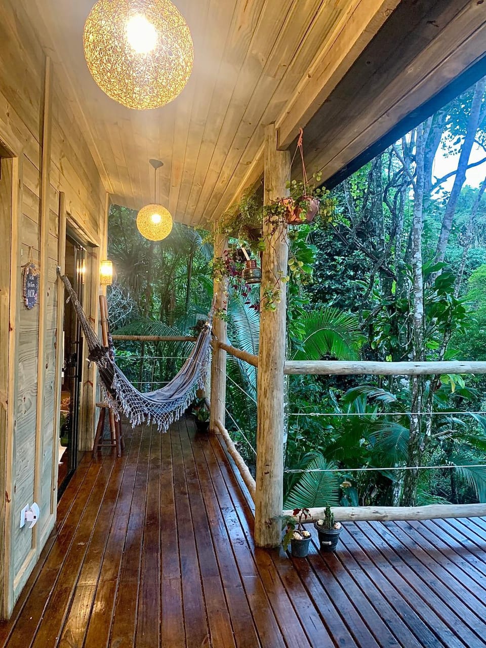 Eco Cabana a 150 metros da praia e centrinho Chalet in State of Rio de Janeiro