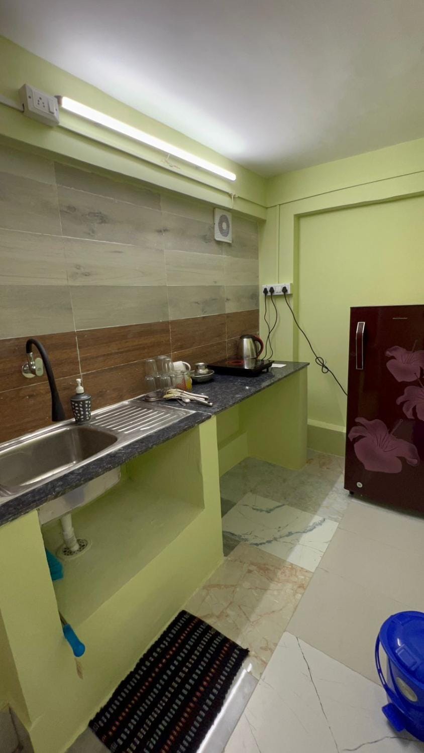 Kitchen or kitchenette, kitchen, kitchen
