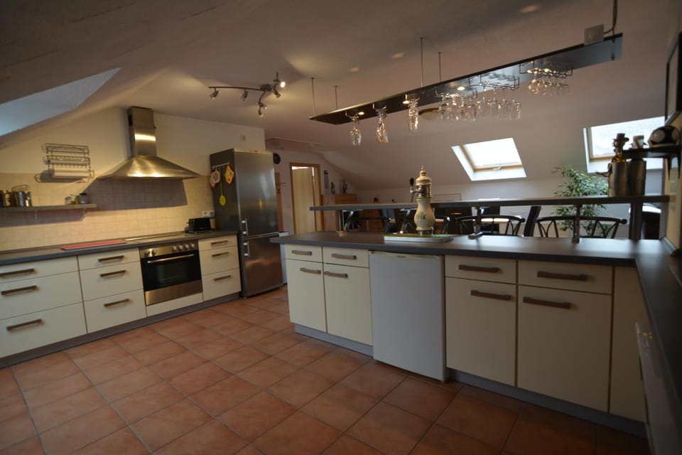 Kitchen or kitchenette, pet friendly
