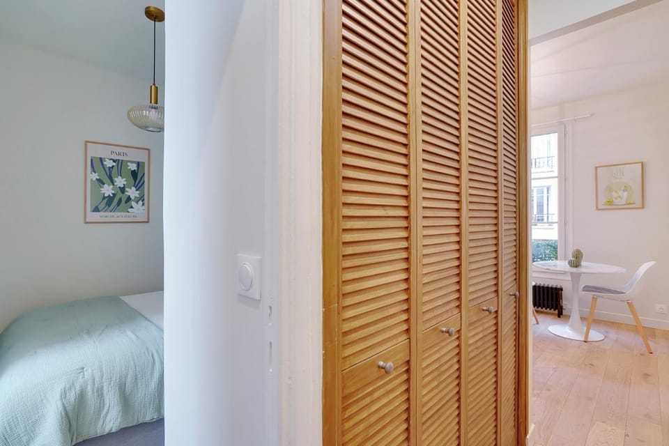 Bed, Bedroom, wardrobe