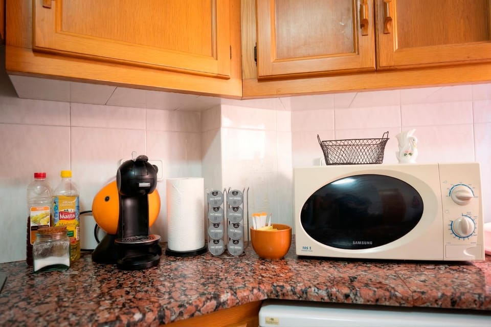 Coffee/tea facilities, Kitchen or kitchenette, pet friendly, stove, toaster
