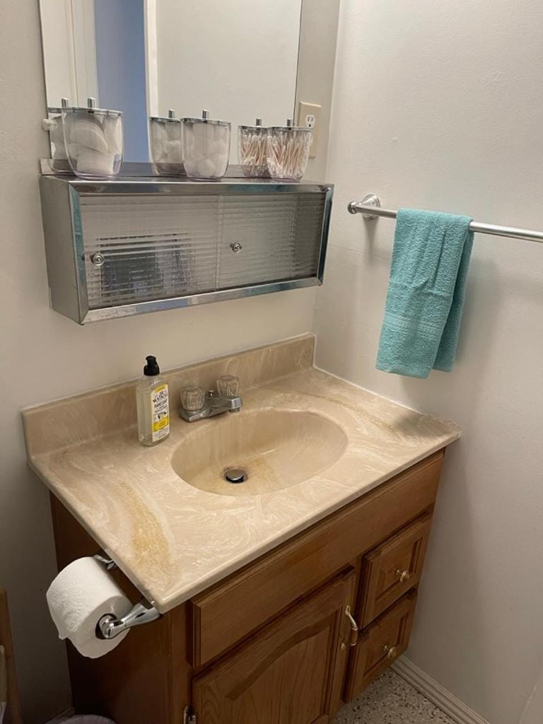 Bathroom, towels