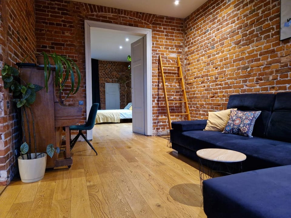 Riverside Retreat on Parkowa Apartment in Wroclaw