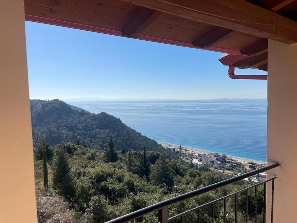 Guesthouse Mateo Bed and Breakfast in Dhërmi